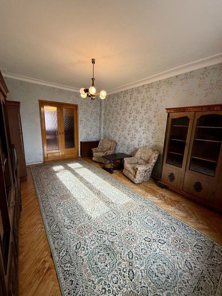Продажа 3-комн квартиры на вторичном рынке Стрельбищенский переулок, 22А