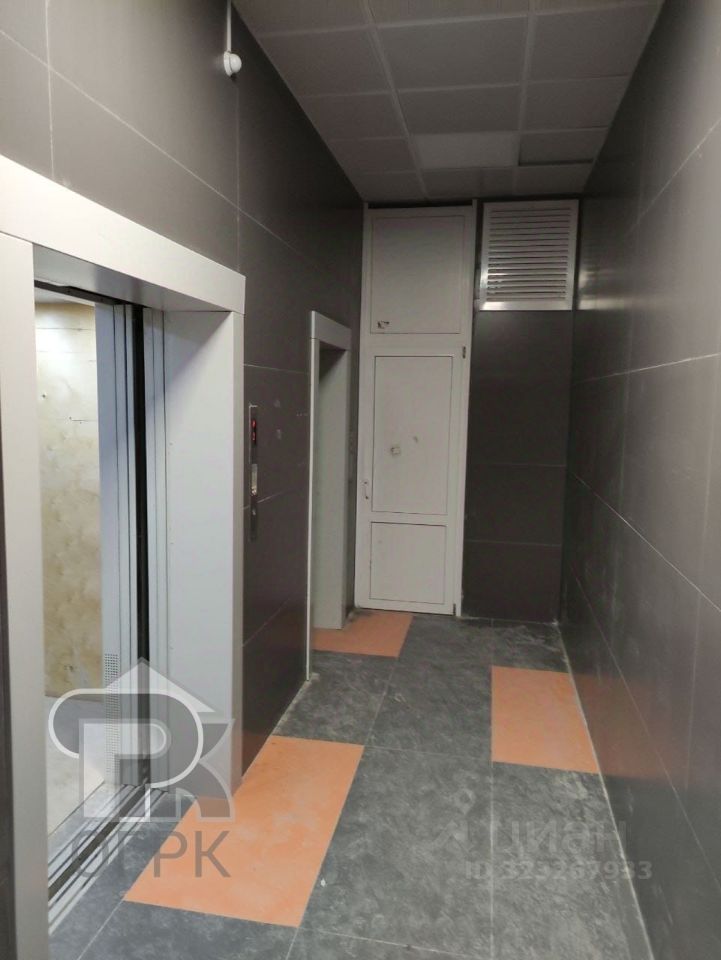 Продажа 2-комн квартиры на вторичном рынке Андреевка пгт, улица Клубная, 38А