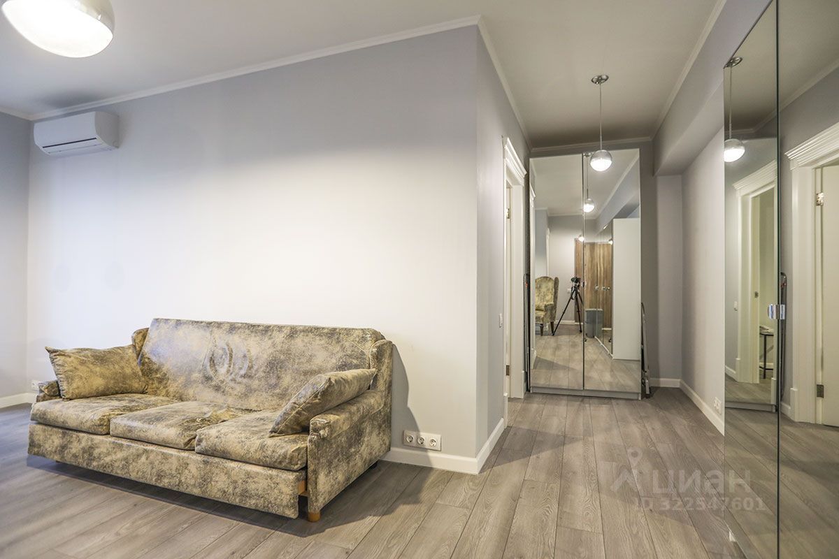 Продажа 2-комн квартиры на вторичном рынке Грохольский переулок, 8/3С1