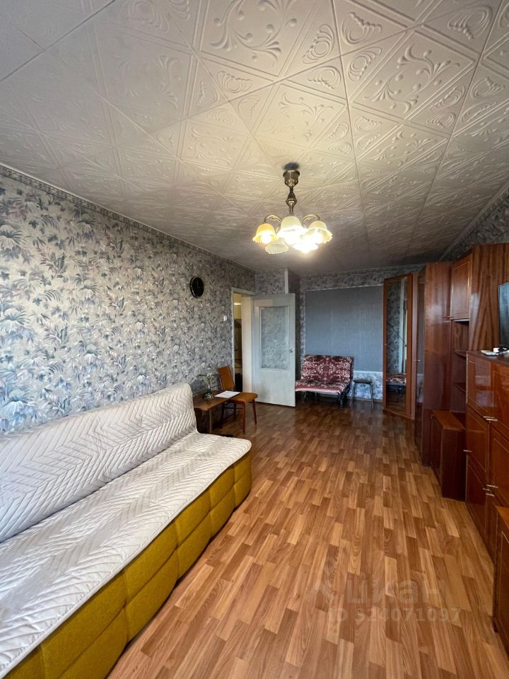 Продажа 2-комн квартиры на вторичном рынке улица Кораблестроителей, 23К1