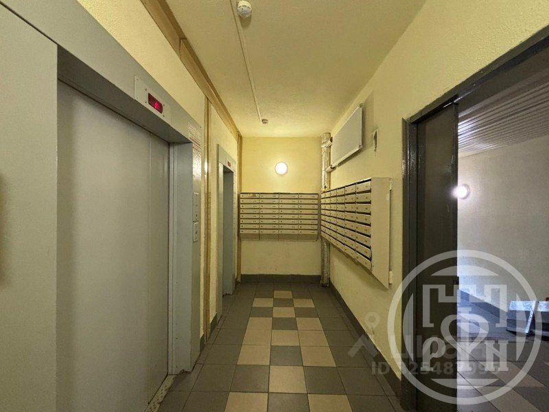 Продажа 1-комн квартиры на вторичном рынке Кировск, Набережная улица, 19