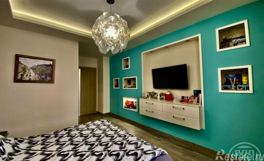 Продажа 3-комн квартиры на вторичном рынке Есенина ул,  д. 1,  к. 1