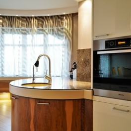 Продажа 4-комн квартиры на вторичном рынке Эсперова улица,  д. 1