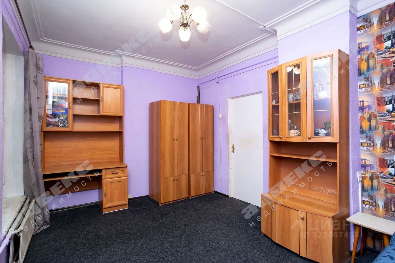 Продажа 4-комн квартиры на вторичном рынке Пушкинская улица, 20