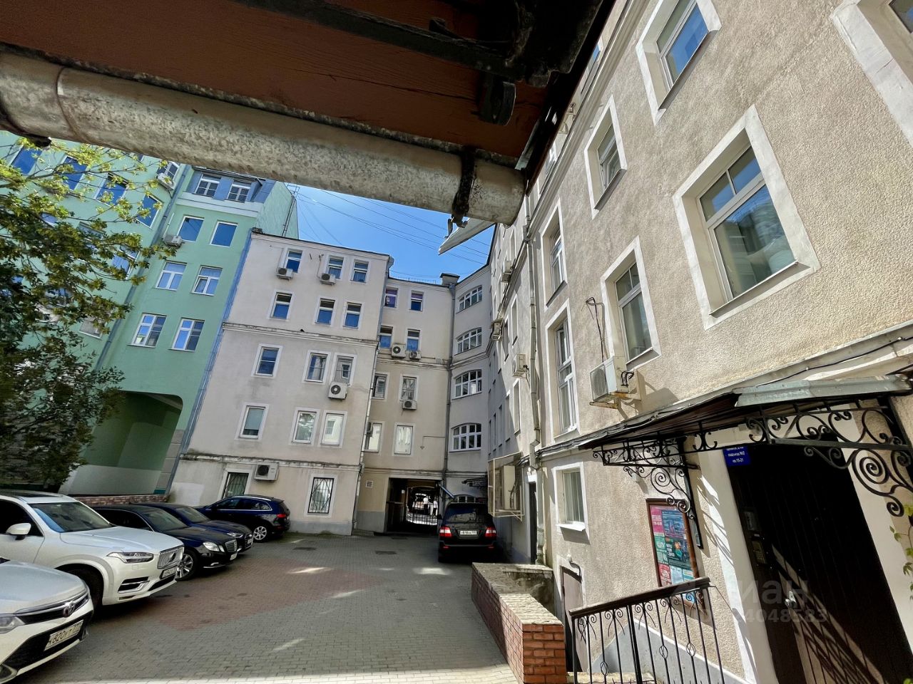 Продажа 4-комн квартиры на вторичном рынке Трубная улица, 22/1