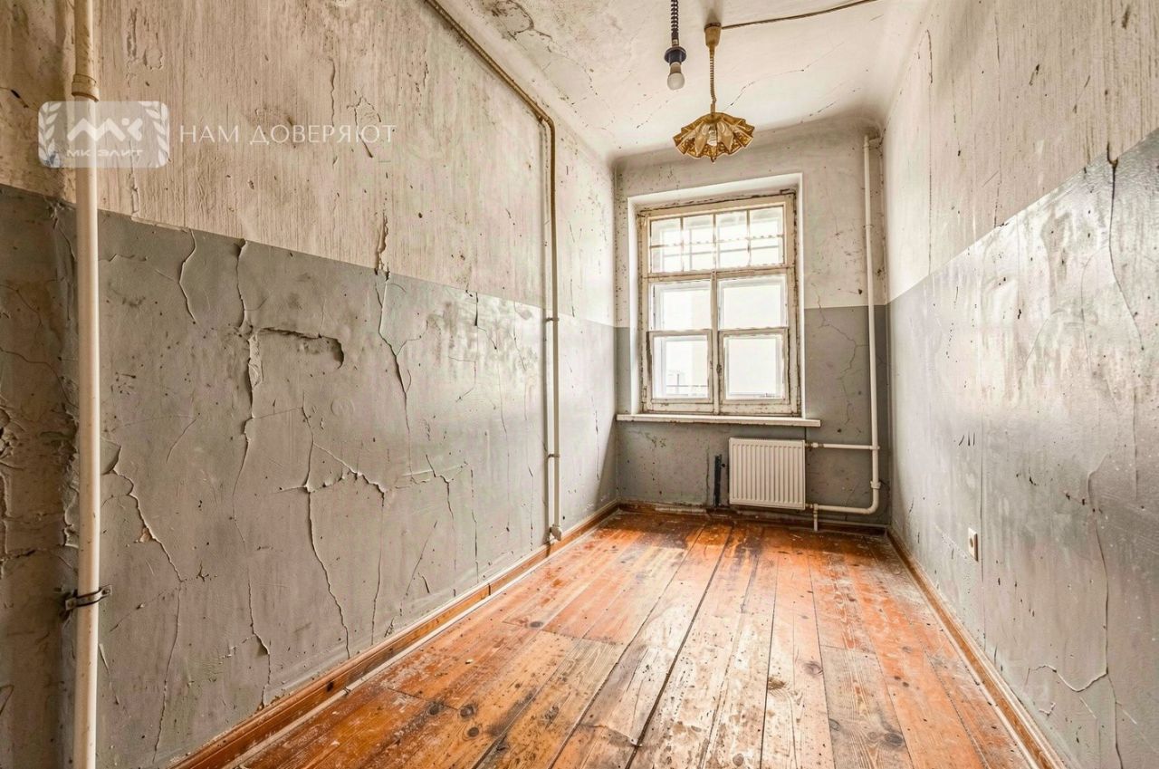 Продажа 2-комн квартиры на вторичном рынке Моховая улица, 5