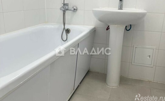 Продажа 3-комн квартиры на вторичном рынке Амурская ул,  д. 1 к1