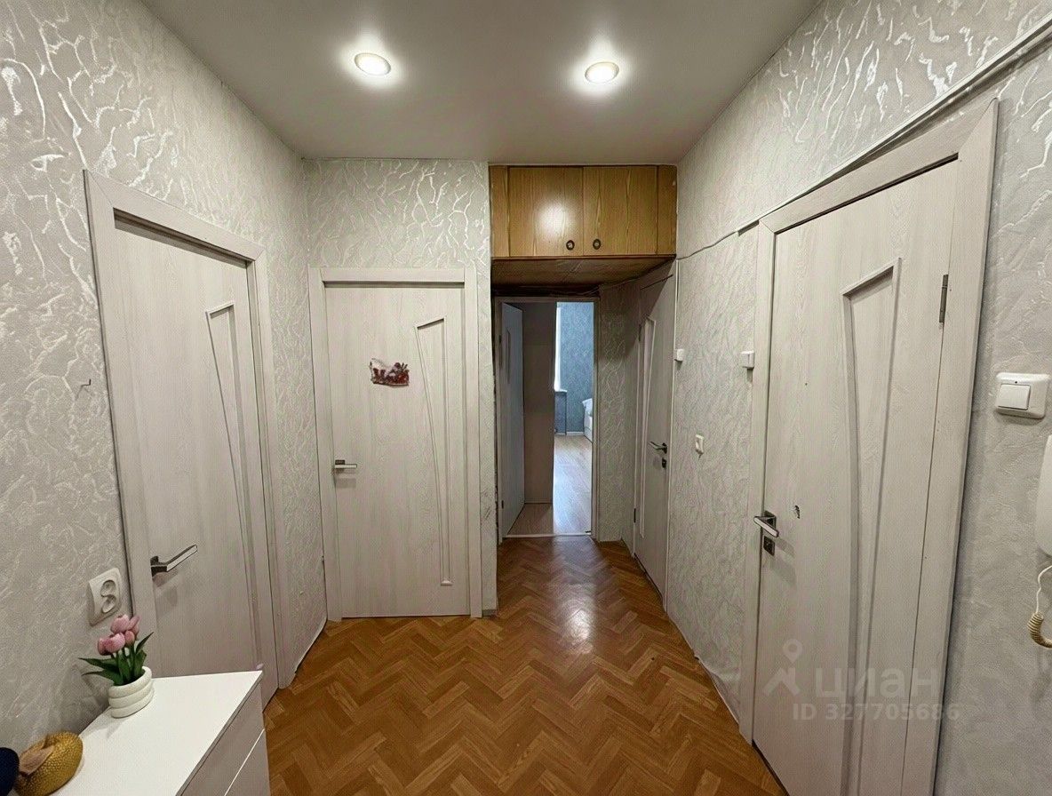 Продажа 2-комн квартиры на вторичном рынке Истра, улица Ленина,  д. 83