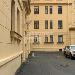 Продажа 5-комн квартиры на вторичном рынке улица Зенитчиков,  д. 3 к1