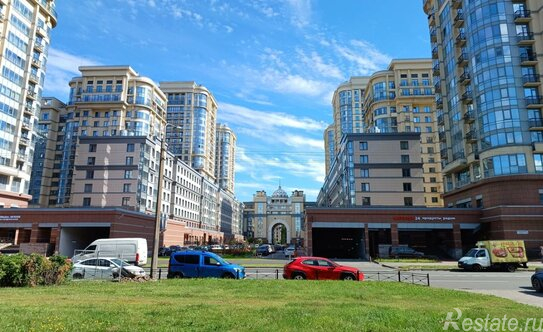 Продажа 3-комн квартиры на вторичном рынке Московский пр-кт,  д. 183-185