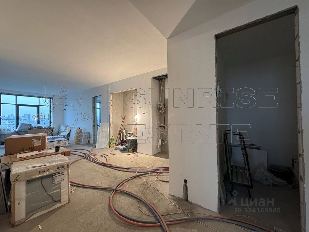 Продажа 4-комн квартиры на вторичном рынке Верхняя улица, 20к1