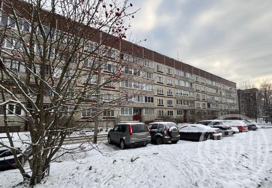 Продажа 3-комн квартиры на вторичном рынке Кировск, бульвар Партизанской Славы, 11