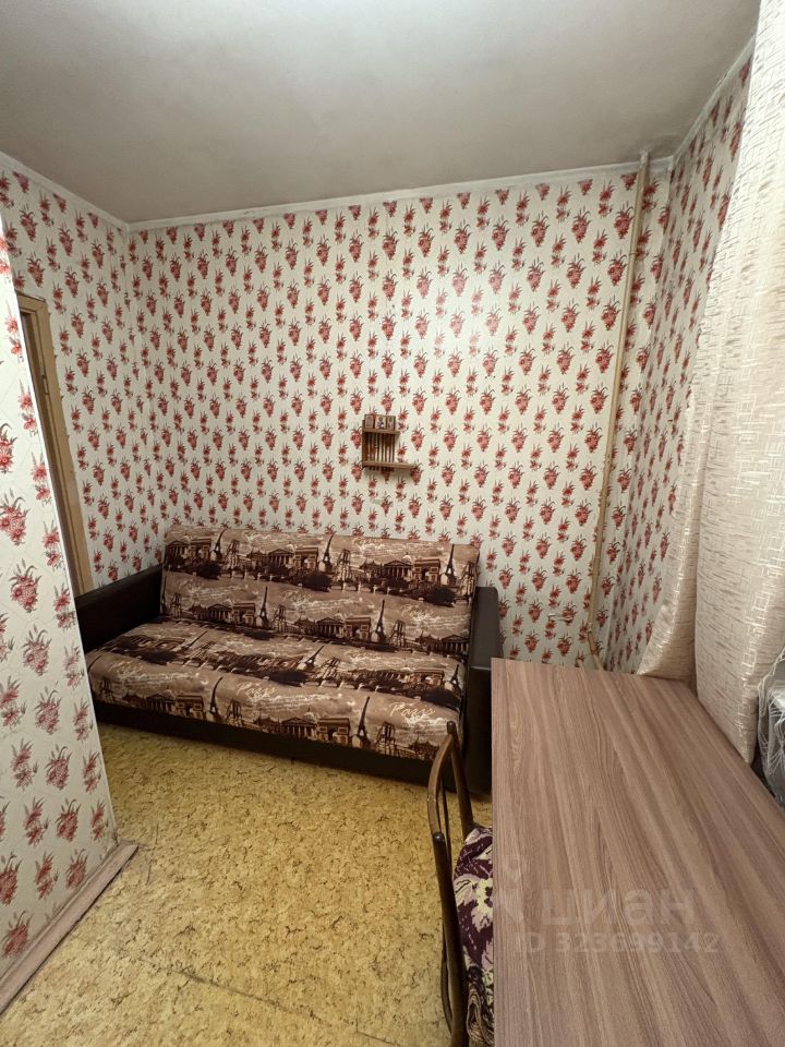 Аренда 1-комн квартиры на вторичном рынке Изумрудная улица, 9