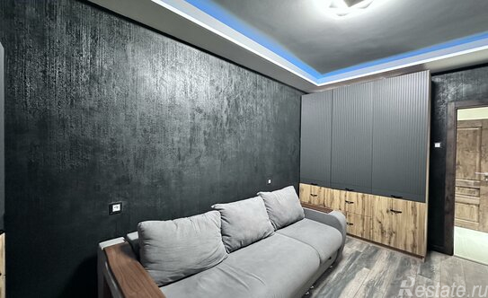 Продажа 1-комн квартиры на вторичном рынке Октябрьская наб,  д. 98 к3 с1