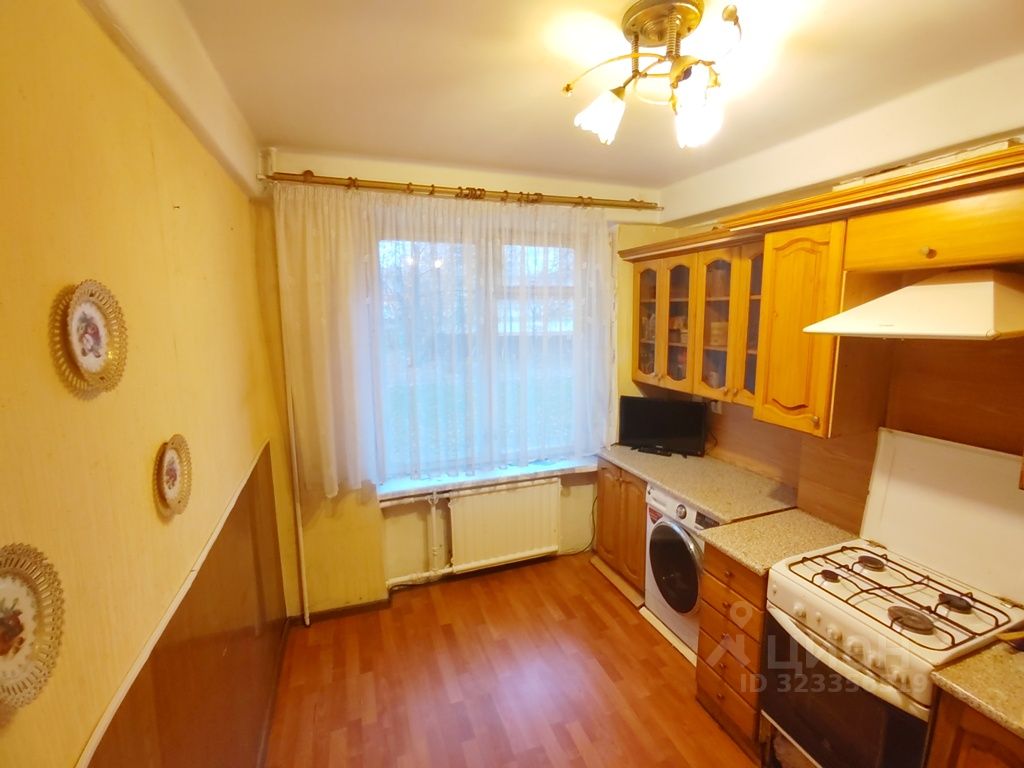 Продажа 4-комн квартиры на вторичном рынке улица Маршала Тухачевского, 39