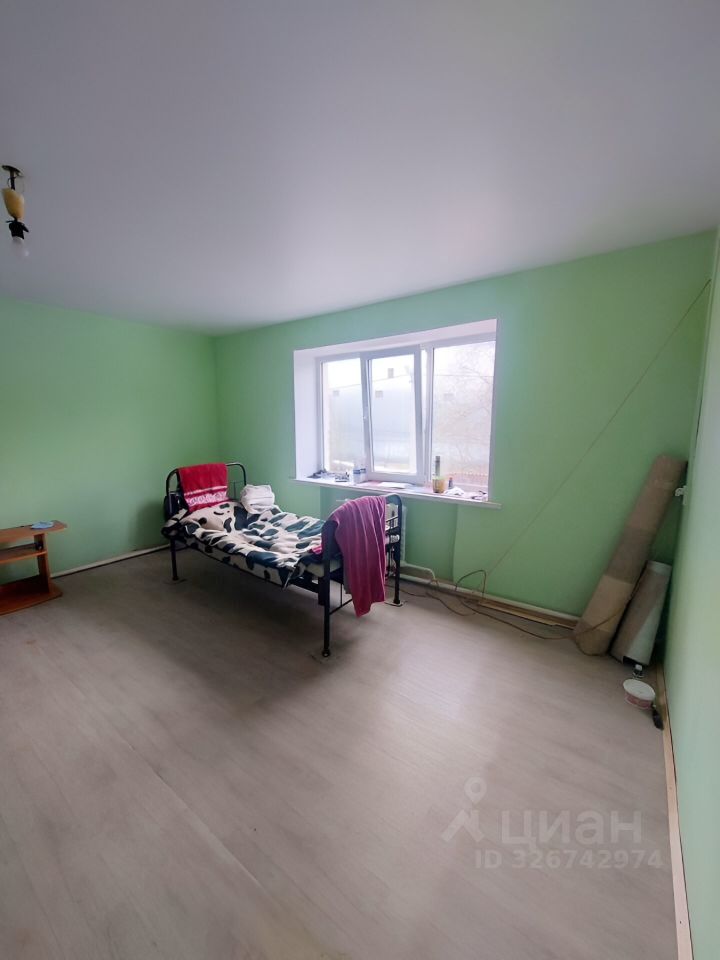 Продажа 1-комн квартиры на вторичном рынке д. Малые Колпаны, улица Западная, 23