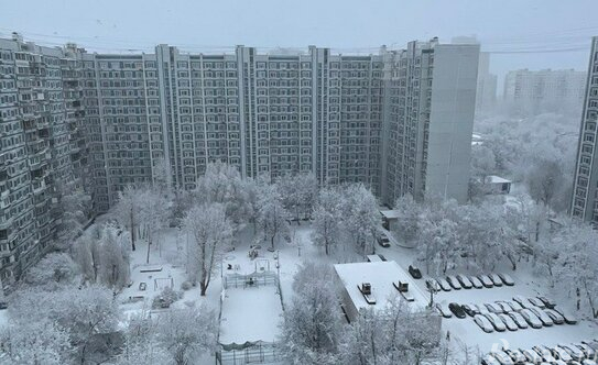 Продажа 2-комн квартиры на вторичном рынке Осенний б-р,  д. 20,  к. 1