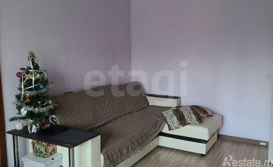 Продажа 2-комн квартиры на вторичном рынке улица Типанова,  д. 17