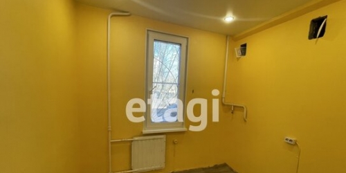 3-комн квартира улица Зины Портновой,  д. 44