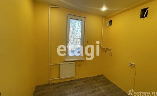 Продажа 3-комн квартиры на вторичном рынке улица Зины Портновой,  д. 44