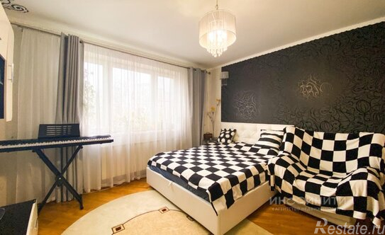 Продажа 2-комн квартиры на вторичном рынке Воронежская улица,  д. 38/43