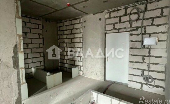 Продажа 1-комн квартиры на вторичном рынке Красноказарменная улица,  д. 14А к2