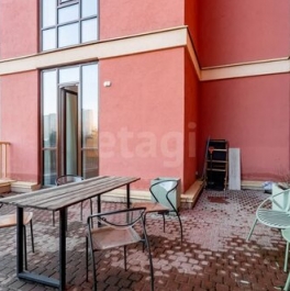 Продажа 2-комн квартиры на вторичном рынке Дыбенко ул,  д. 8,  к. 1