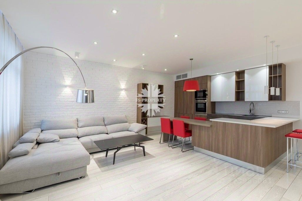 Продажа 3-комн квартиры на вторичном рынке Ломоносовский проспект, 25к5