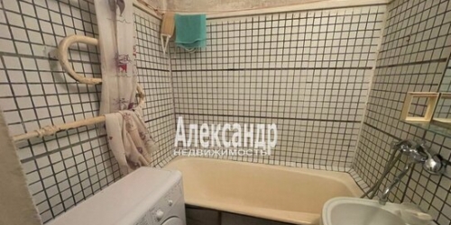 3-комн квартира Кораблестроителей ул,  д. 39