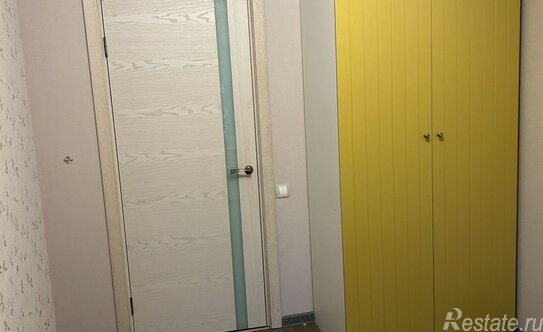 Продажа 3-комн квартиры на вторичном рынке Черноморский бульвар,  д. 4