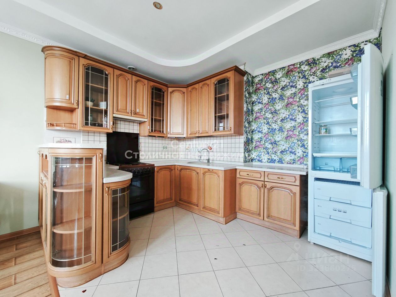 Продажа 4-комн квартиры на вторичном рынке Ленинский проспект, 131