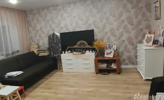 Продажа 3-комн квартиры на вторичном рынке проспект Авиаконструкторов