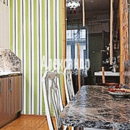 Продажа 2-комн квартиры на вторичном рынке Фурштатская ул,  д. 18