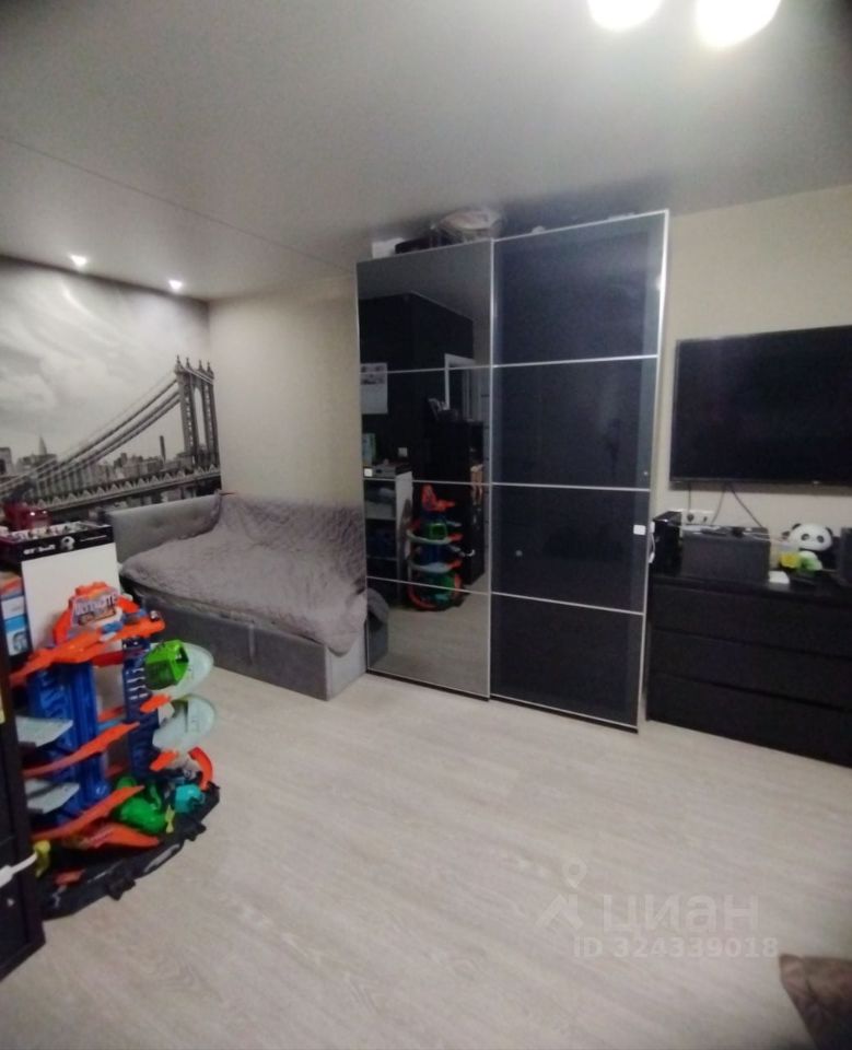 Продажа 1-комн квартиры на вторичном рынке улица Малышева,  д. 22