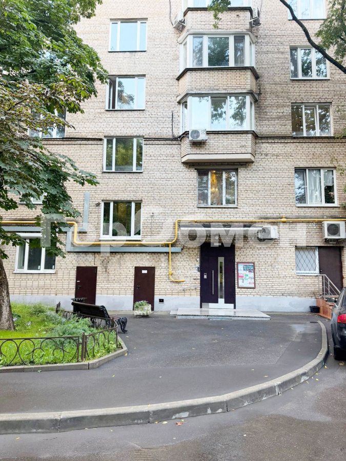 Продажа 3-комн квартиры на вторичном рынке Ростовская набережная, 1