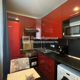 Продажа 1-комн квартиры на вторичном рынке ул Ярослава Гашека,  д. 12/100