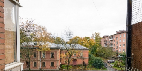 3-комн квартира Кронштадт г, Владимирская ул ,  д. 47