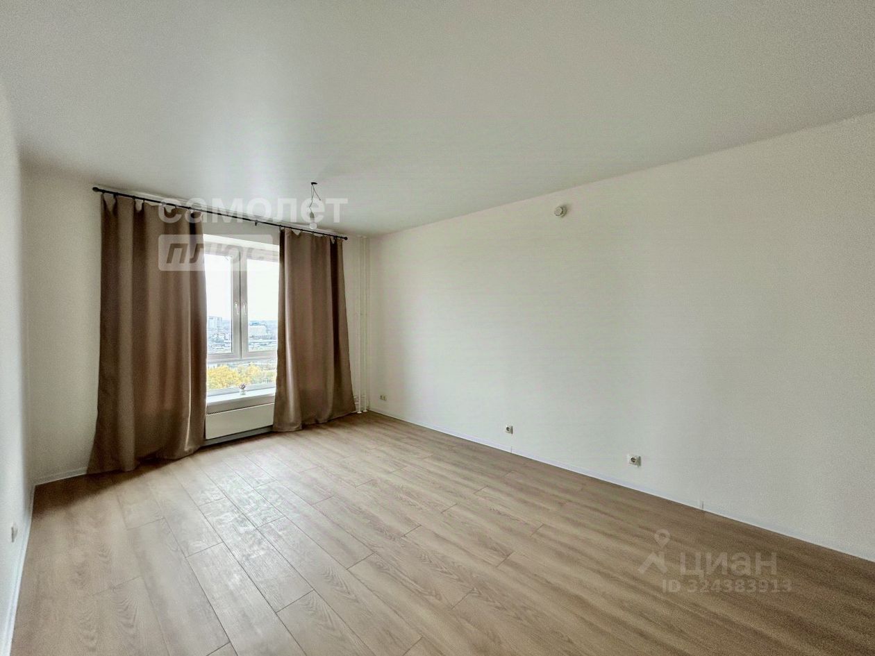 Продажа 3-комн квартиры на вторичном рынке Ясеневая улица, 12к8