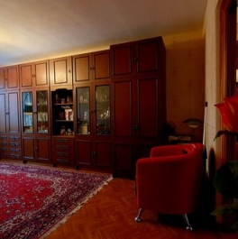 Продажа 3-комн квартиры на вторичном рынке улица Полбина,  д. 24