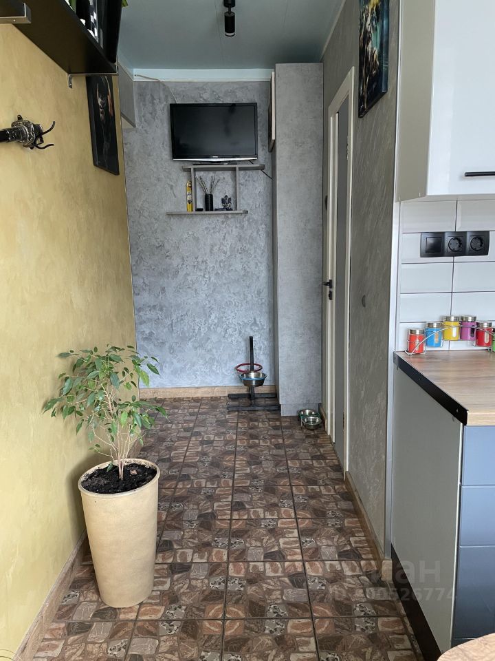 Продажа 2-комн квартиры на вторичном рынке Химки, Юбилейный проспект, 18