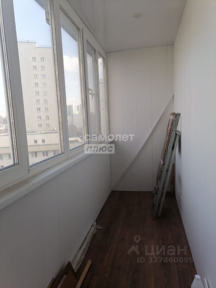 Продажа 3-комн квартиры на вторичном рынке Волочаевская улица, 4