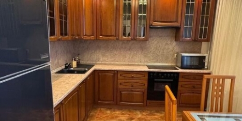 3-комн квартира улица Герасима Курина,  д. 16