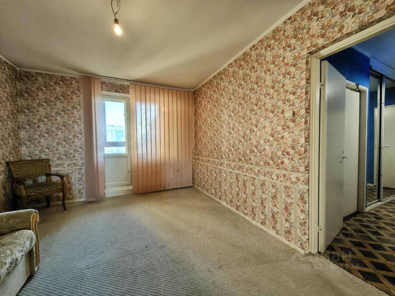 Продажа 2-комн квартиры на вторичном рынке Богатырский проспект, 30К2