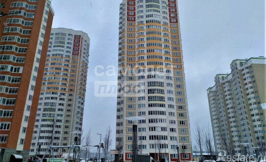 Продажа 2-комн квартиры на вторичном рынке Московский г, Бианки ул,  д. 12 к2