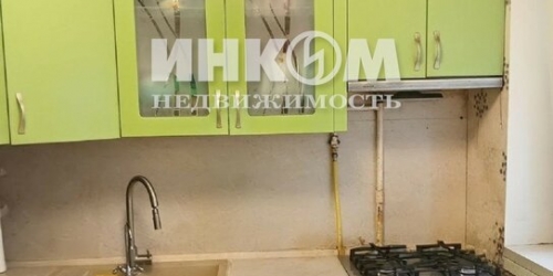 4-комн квартира Новолесной переулок,  д. 7
