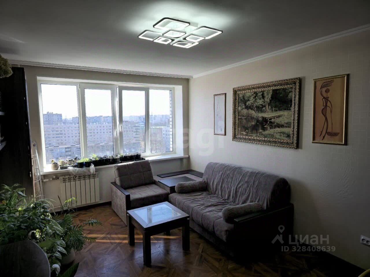 Продажа 2-комн квартиры на вторичном рынке улица Замшина, 52К2