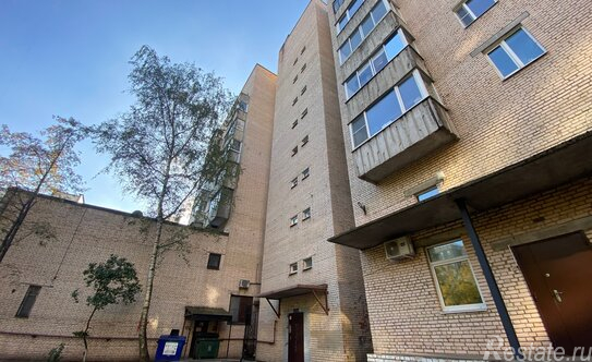 Продажа 1-комн квартиры на вторичном рынке Художников пр-кт,  д. 9,  к. 1