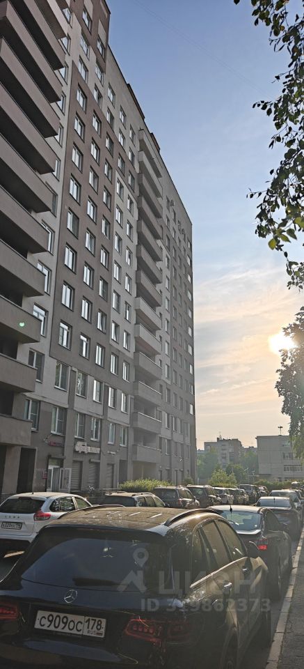 Продажа 2-комн квартиры на вторичном рынке Сибирская улица, 16