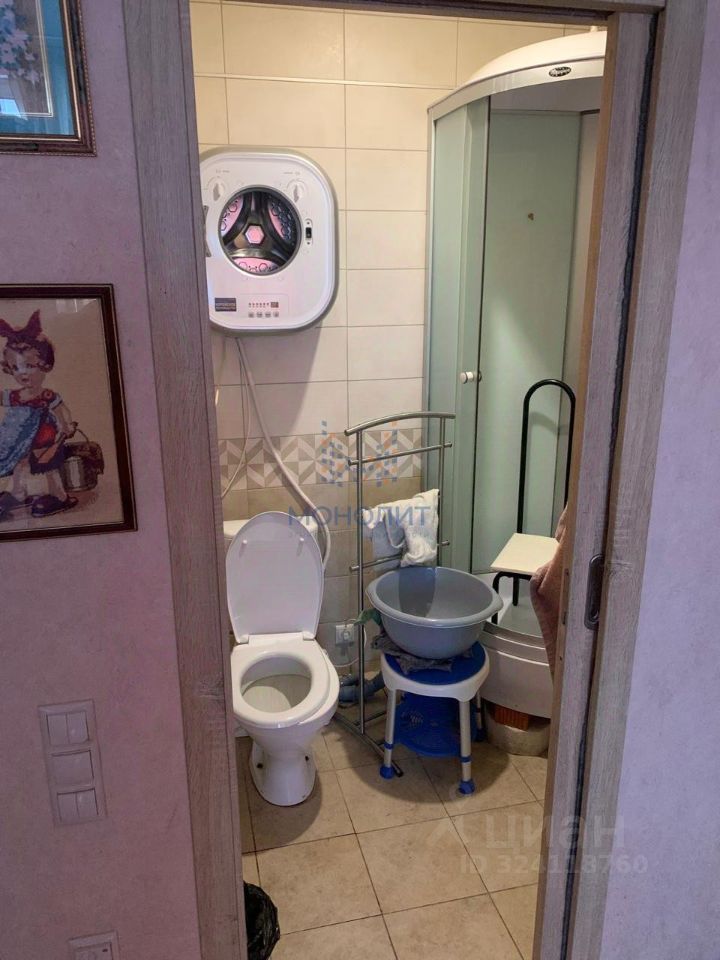 Продажа 2-комн квартиры на вторичном рынке Нахабино пгт, улица Белобородова, 12