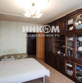 Продажа 1-комн квартиры на вторичном рынке ул Тарутинская,  д. 4,  к. 2